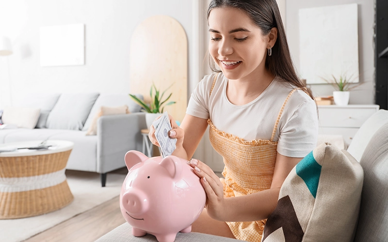 teen girl saving money